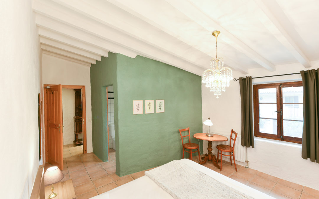 Room 1
